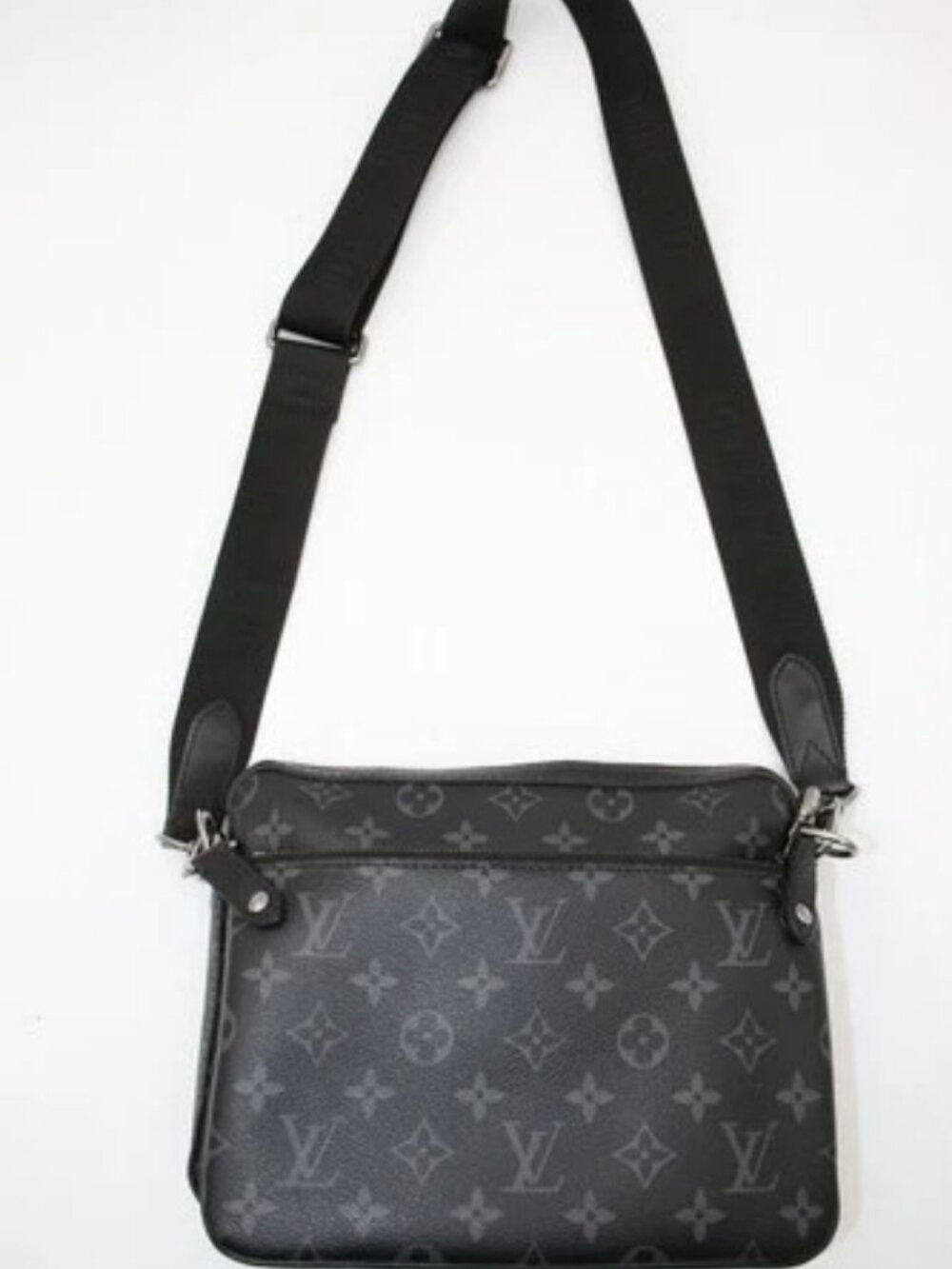 Louis Vuitton Trio Reverse Monogram Canvas Messenger Bag M69443 - Black/Gray